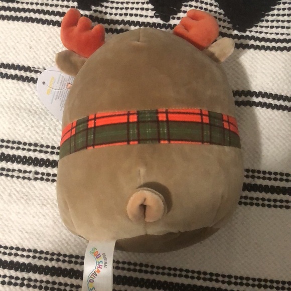 Patterson 7 inch squishmallow - Picture 4 of 4